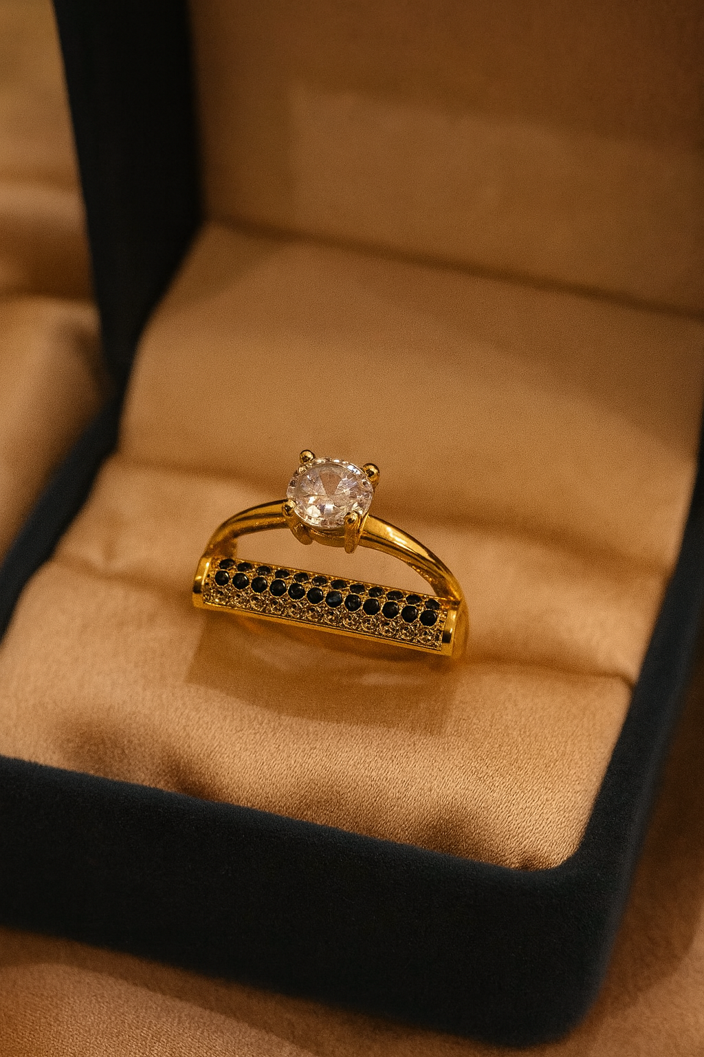 Zircon Ring-137 (Black)